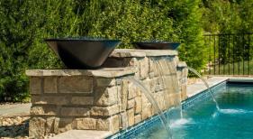 Raised-wall-with-Water-Bowls