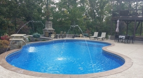 Freeform Pool with Deck Jets