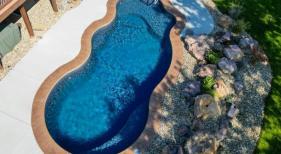 Freeform-Fiberglass-Pool-